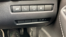 Nissan Qashqai 1.3 DiG-T MH Tekna 5dr Petrol Hatchback